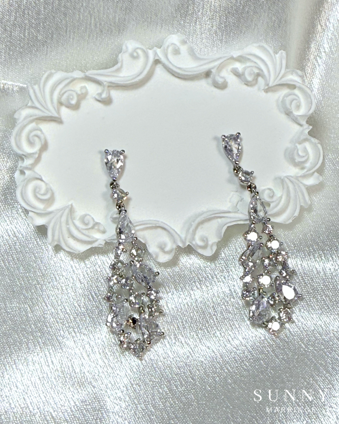 《Ranking No. 7》SMP-01 【即納・オリジナル】ブライダルリュクス・ティアドロップピアス