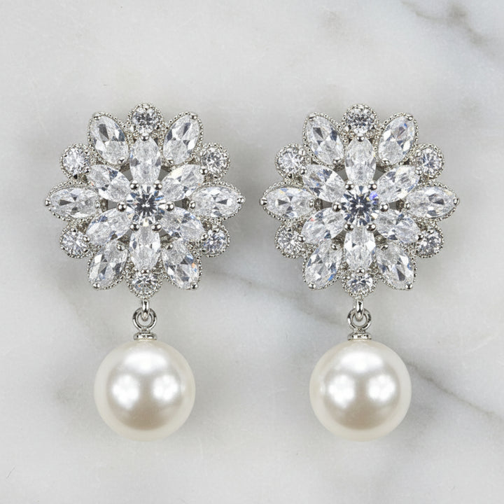 SM-2013 サンフラワービジューパールピアス